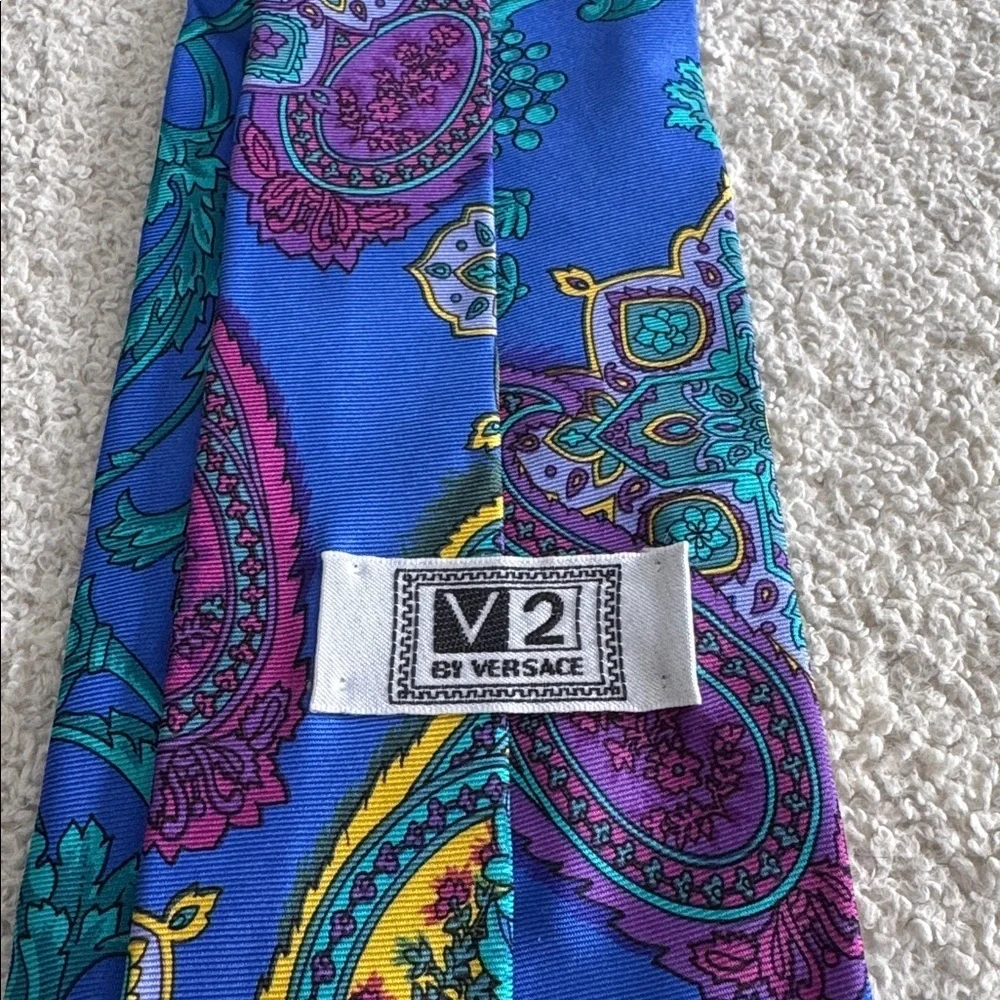 V2 by Versace vintage 100% silk bright multicolor jewel tone fleur de lis tie.
